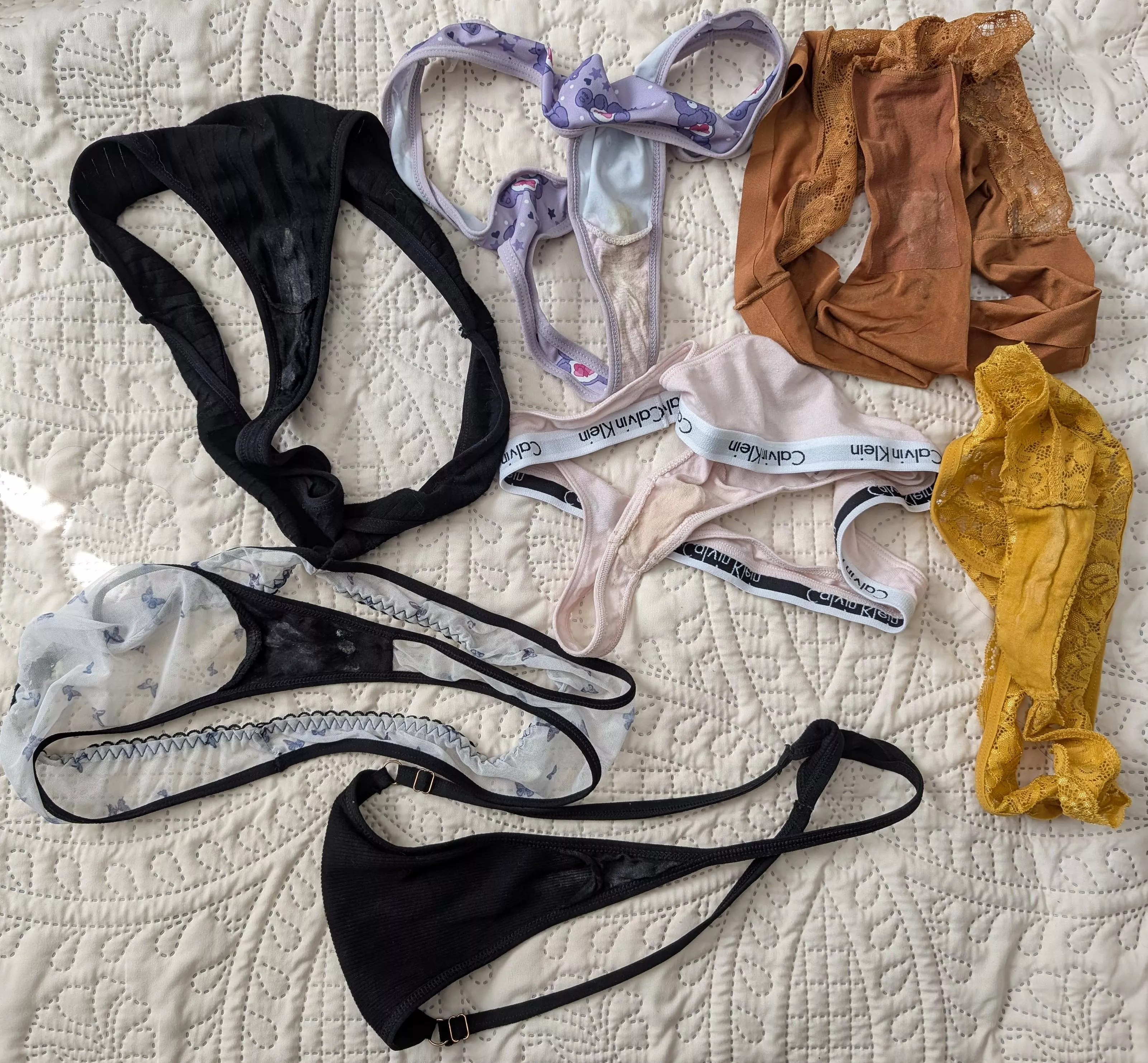 Dirty panty buffet ✨ Which one draws your eye?