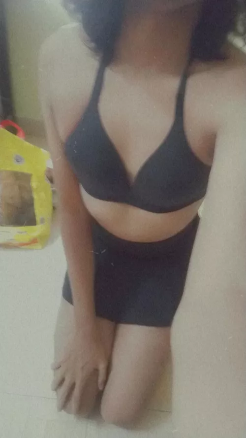 Do I look good on my knees