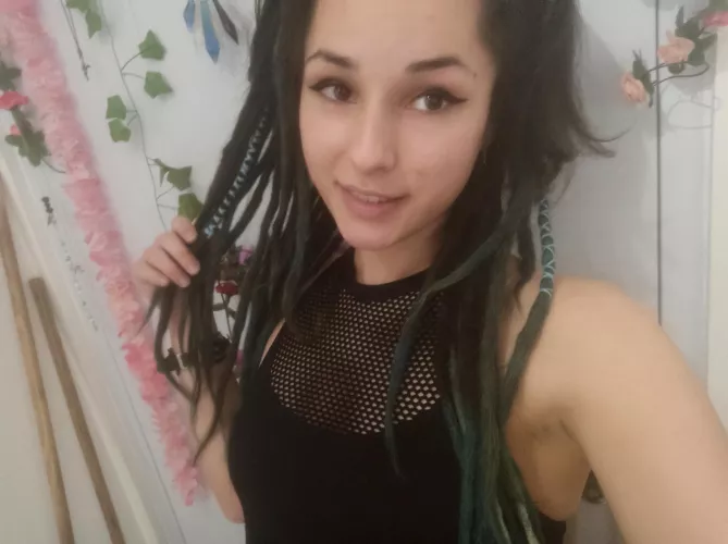 Dreads can be clean and smell good too 😽💝:3