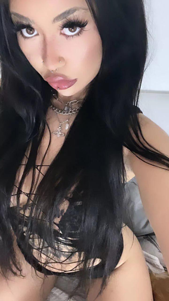 Dressed to slay, heart ready to play. Who’s daring enough