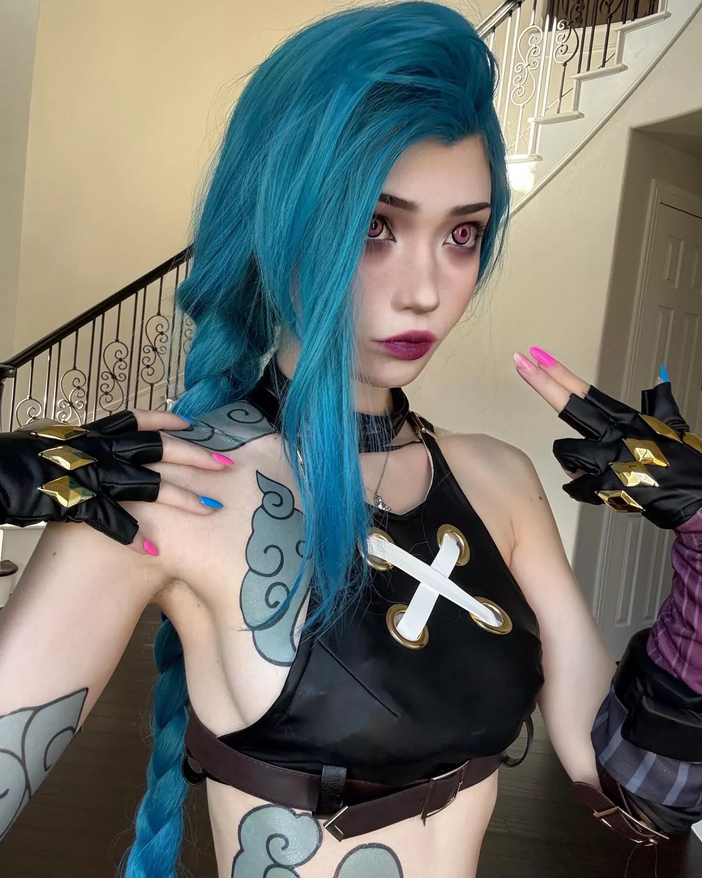 emiru's *Rare* Cosplay Stubble