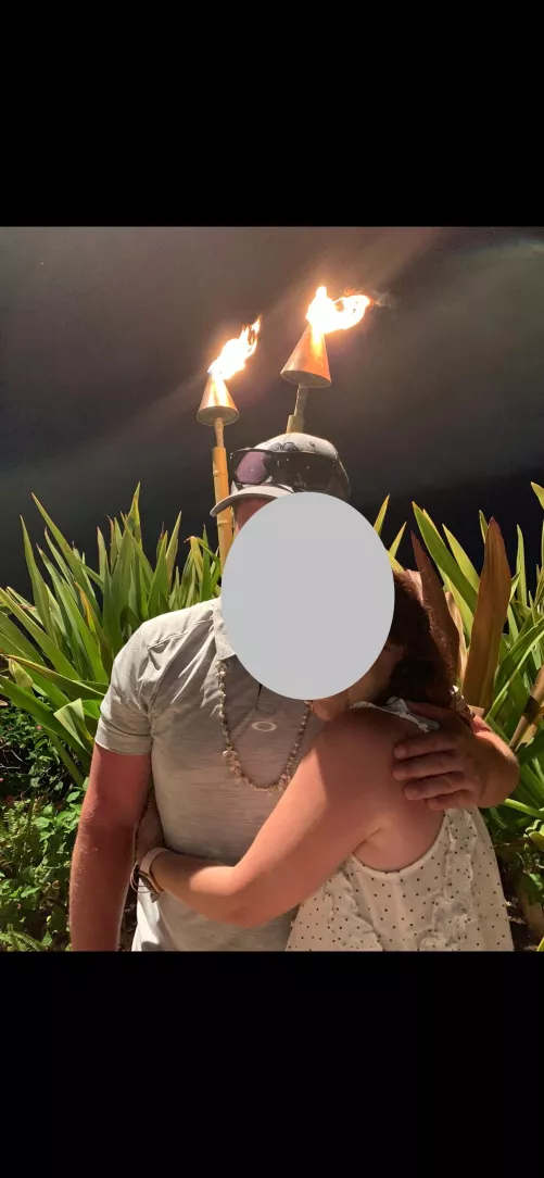 [fm4fm] Couple coming in to town 12/6-12/8 looking for other couples that want to have sexy fun!