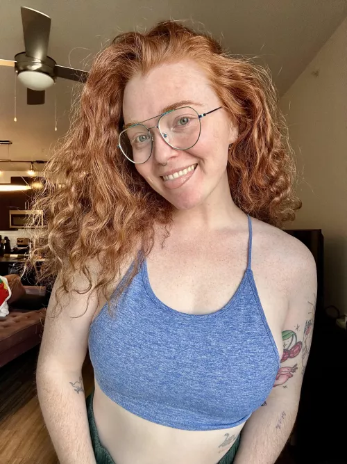 Freckles deserve to be kissed 