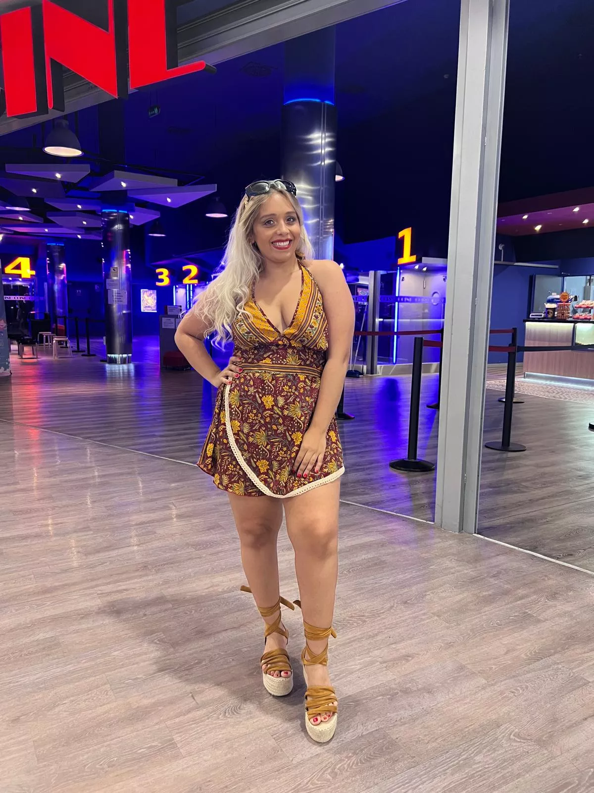 ⭐️GALADRIEL⭐️ I took this picture today❤️❤️❤️ married and still with very tight butt ❤️❤️❤️ ⭐️⭐️⭐️⭐️⭐️