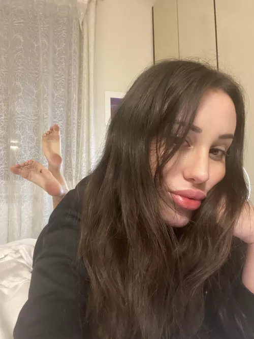 good morning from your dirty soles babe