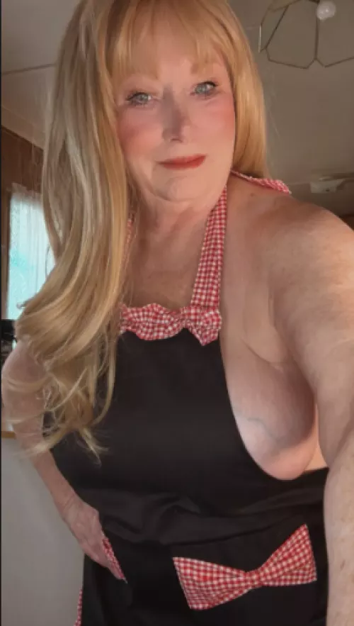 Granny's cooking. 73F