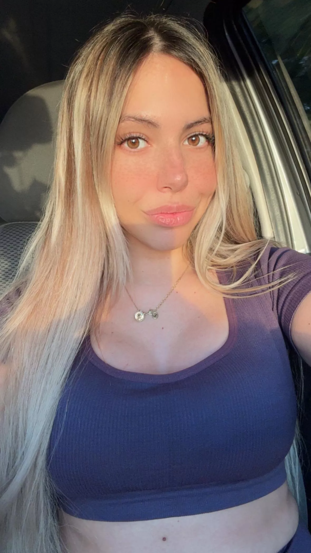 have u ever tasted a blondie college girl?  IRTR