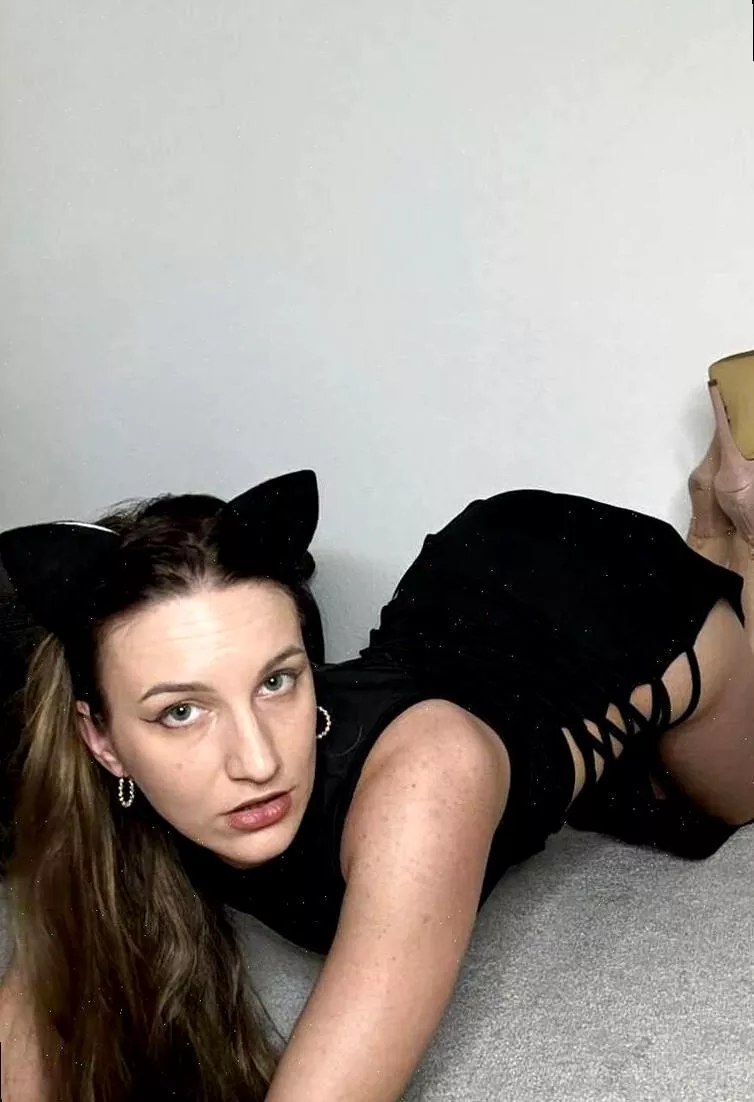 How far will you push me to make me lose control under your touch?!🍄💕