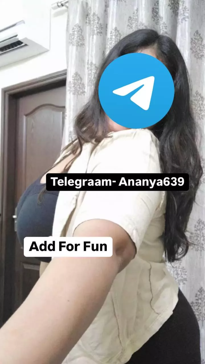 I am your fan desi chubby hottie... F