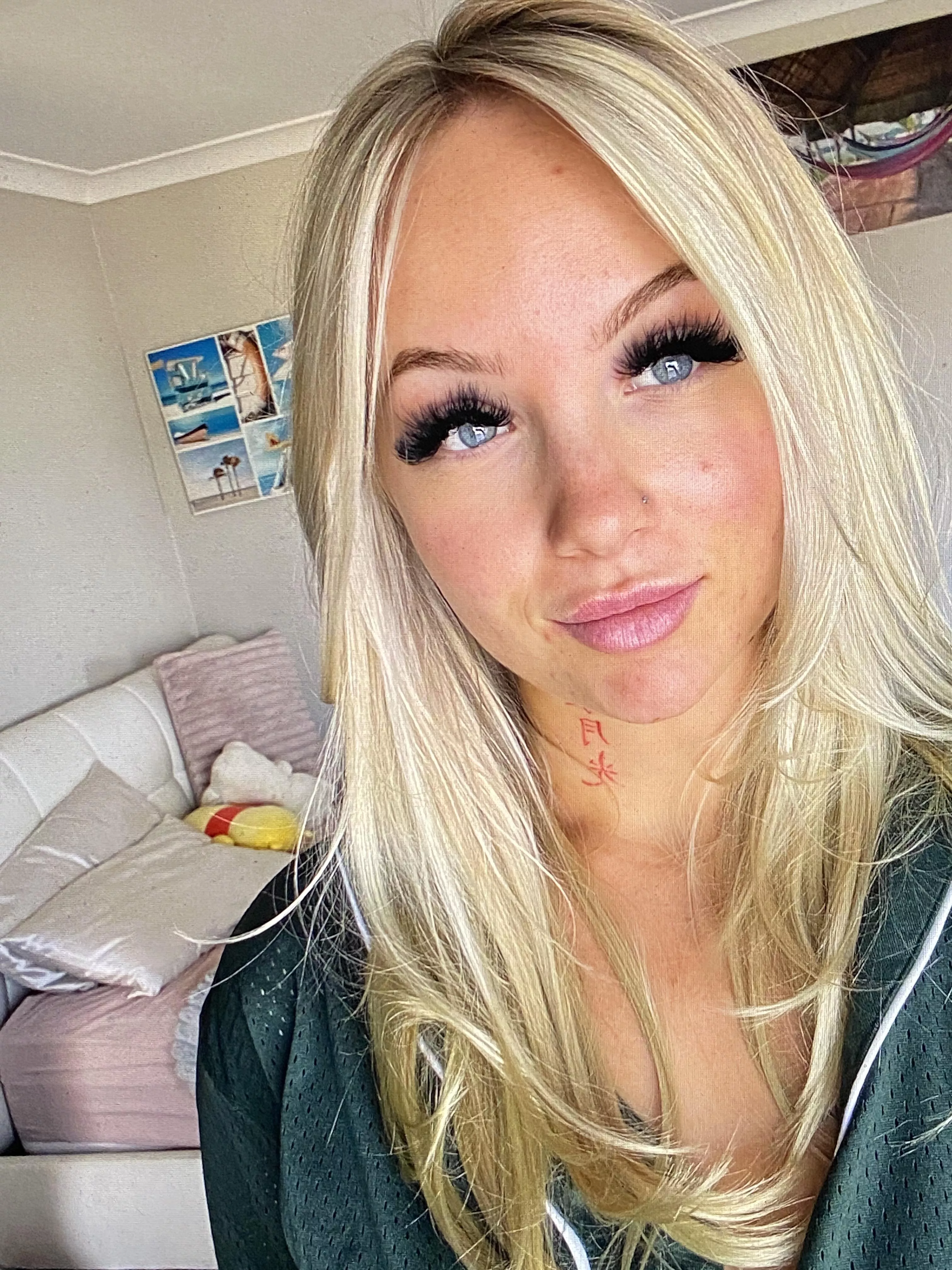 i bet ur wife hates me ;) 