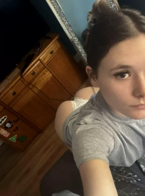 I just want to make you hard rn