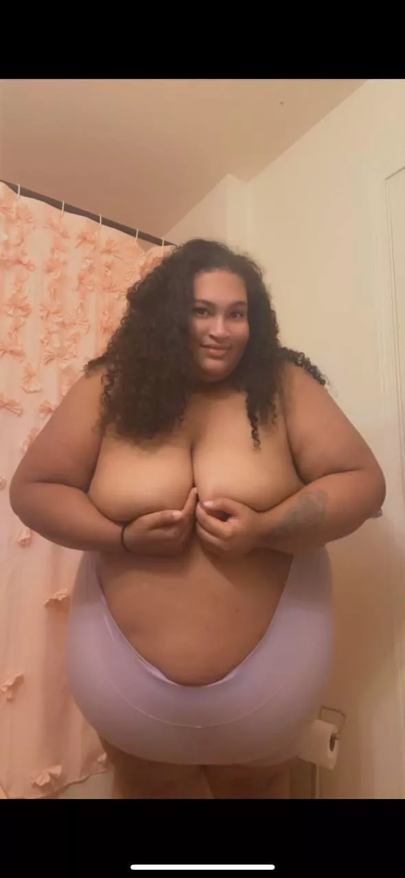 I wanna make your day better and your cock hard!