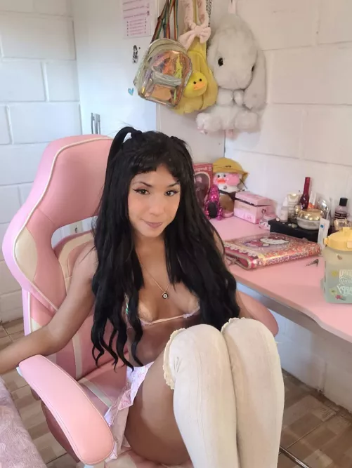 innocent but naughty at snp: bella.lifts