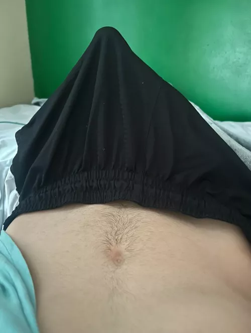 It’s tough getting boners in public when your this big😭🍆