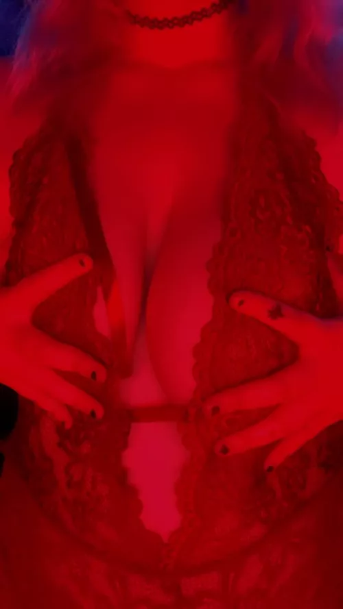 Let’s try again I’m 22 in the holland area would love to have someone pick me up and buy us drinks then take me to their back seat and fuck n fill me up just to drop me off to my bf :) 