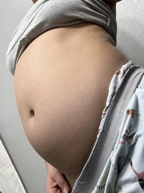 Love handles are coming in 🤗