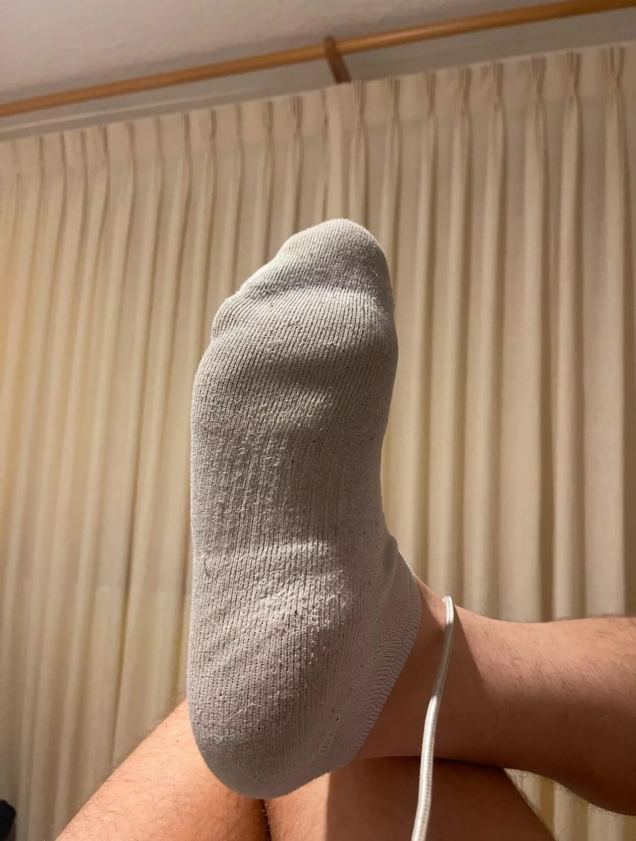 M24 selling old white socks 