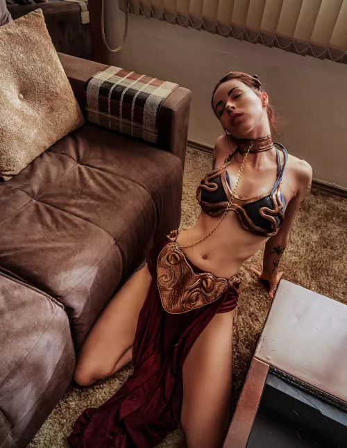 My Slave Leia cosplay (AmandaWelp)