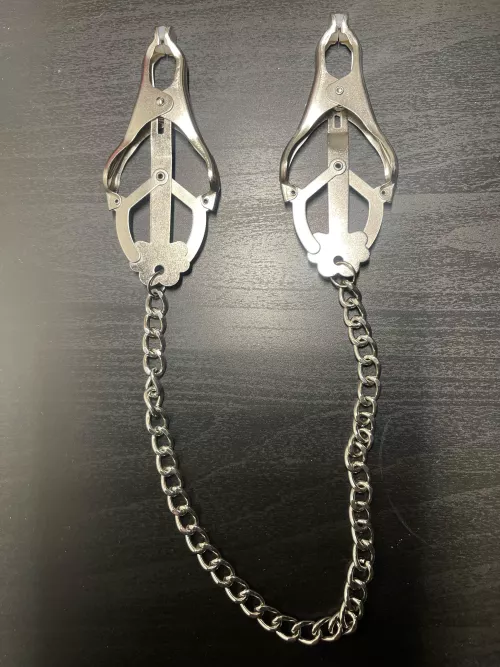 New clover clamps