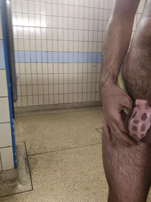 Public toilet risk