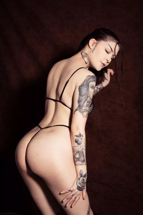Tatted w/ a booty