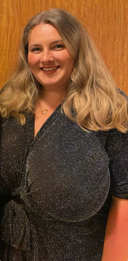 The sheer size of them even in clothes 😱😮‍💨