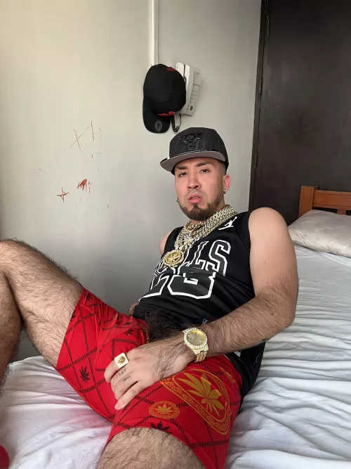 Thick bulges are the best haha, you'll love mine just open your mouth