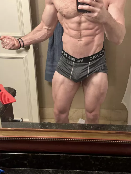 this daddy needs his dick sucked, any volunteers?