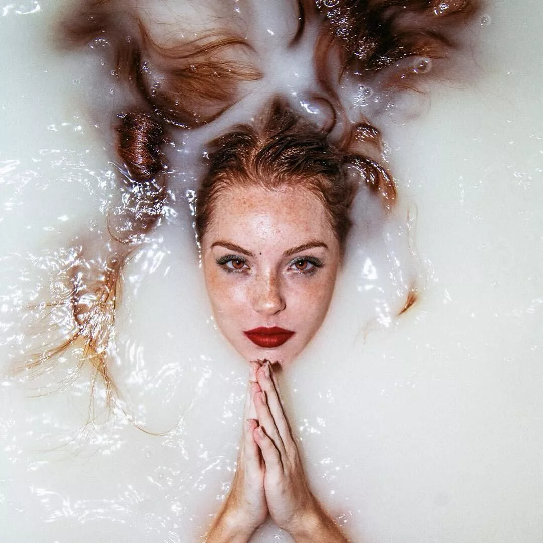 Turns heads without trying