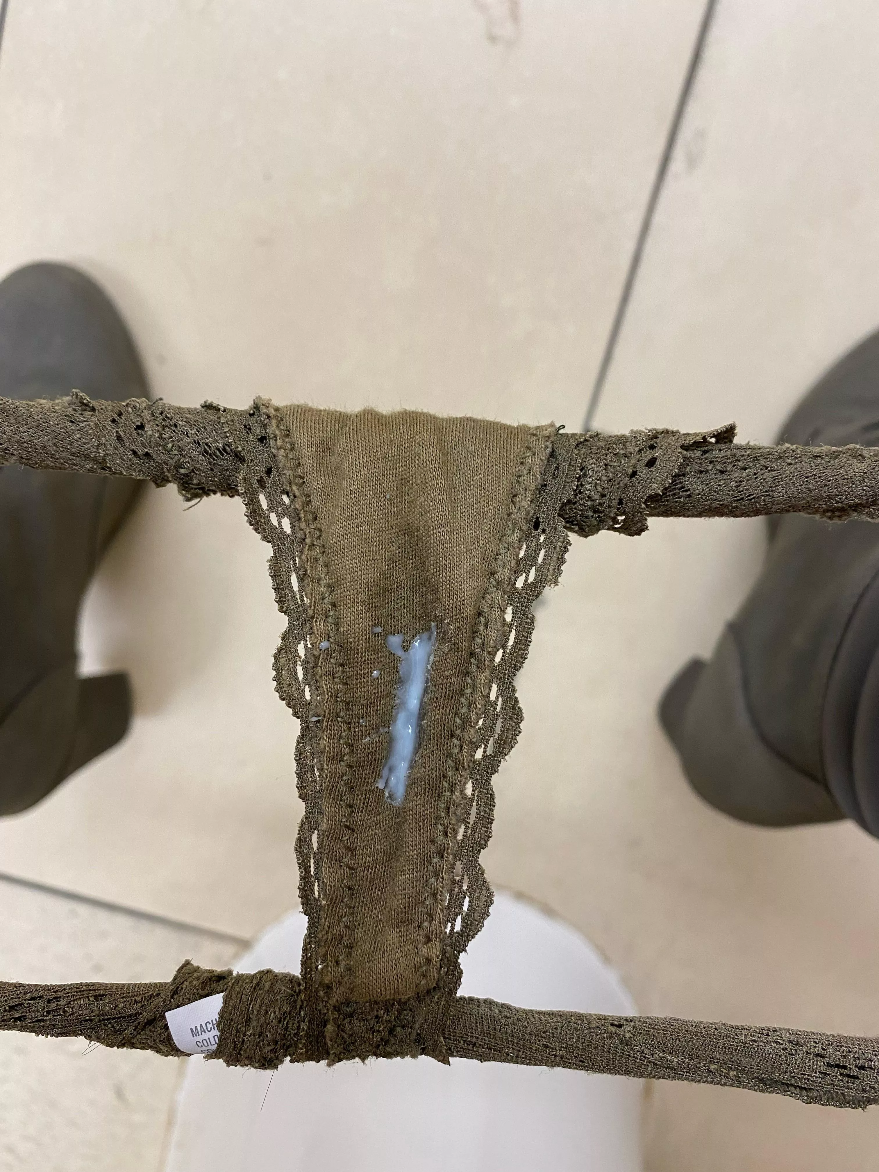 was walking around a mall and stopped to pee