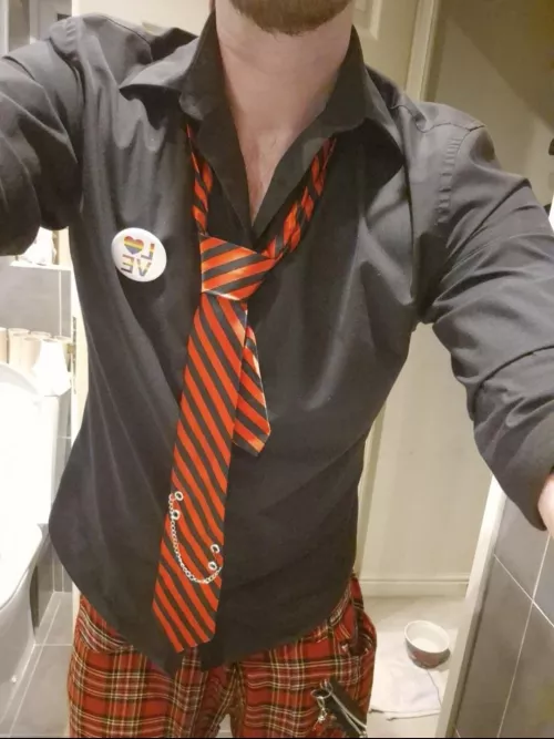 Went to a 00s Emo night last Friday was a great night! Outfit of choice lol with my Purple DMs too