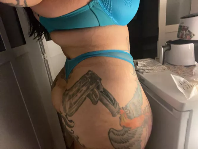 What word would you use to describe my body if I were in position like this in front of you
