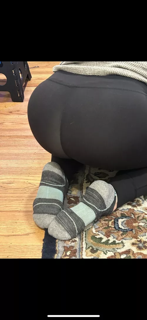 Wife in yoga pants 
