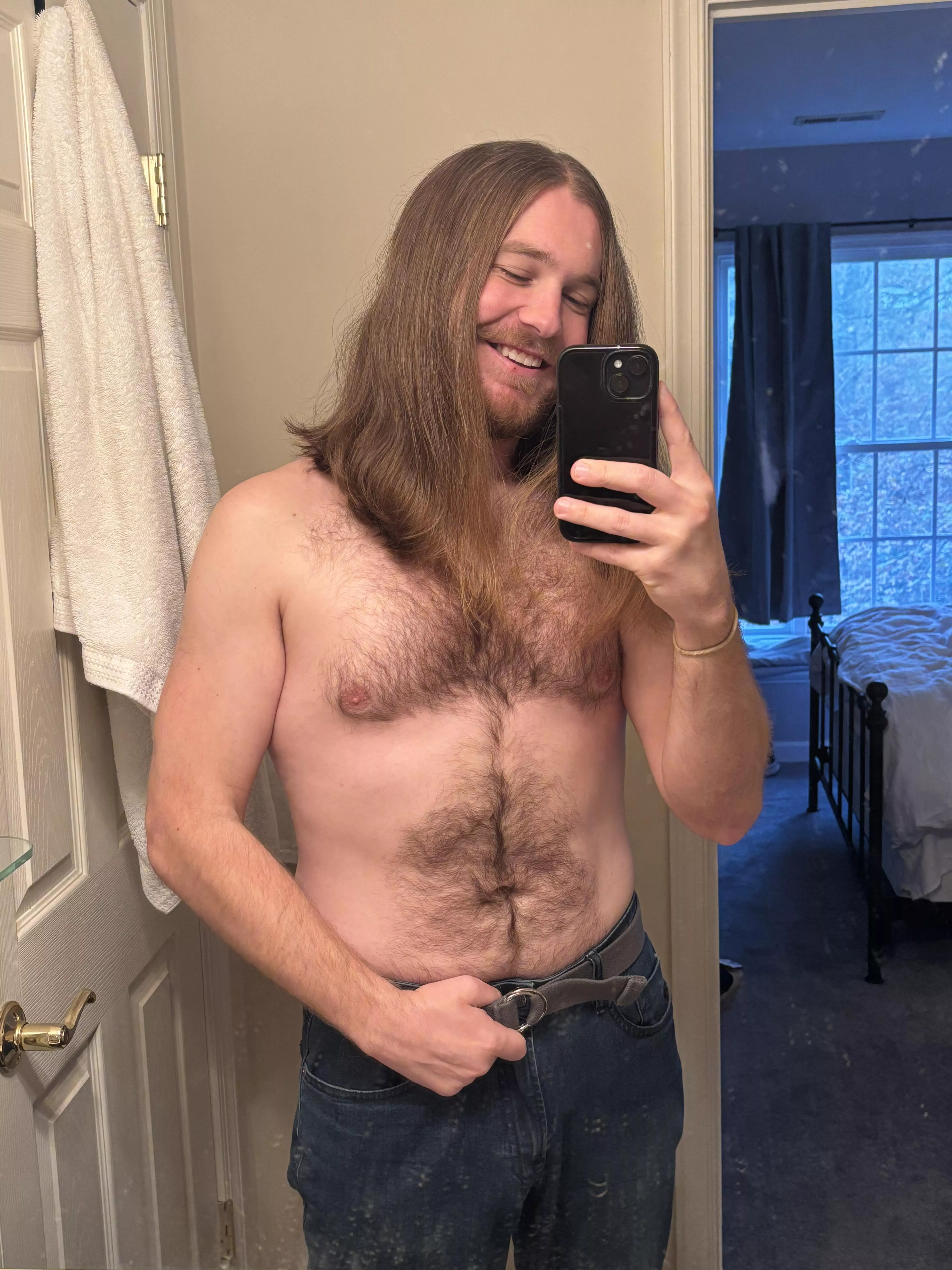 Woke up to see it’s my cake day! 😍🥳🎂