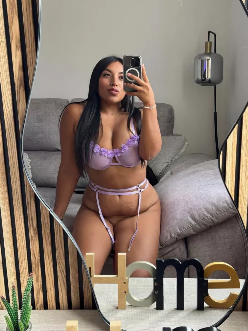 you are allowed to go raw on this babygirl