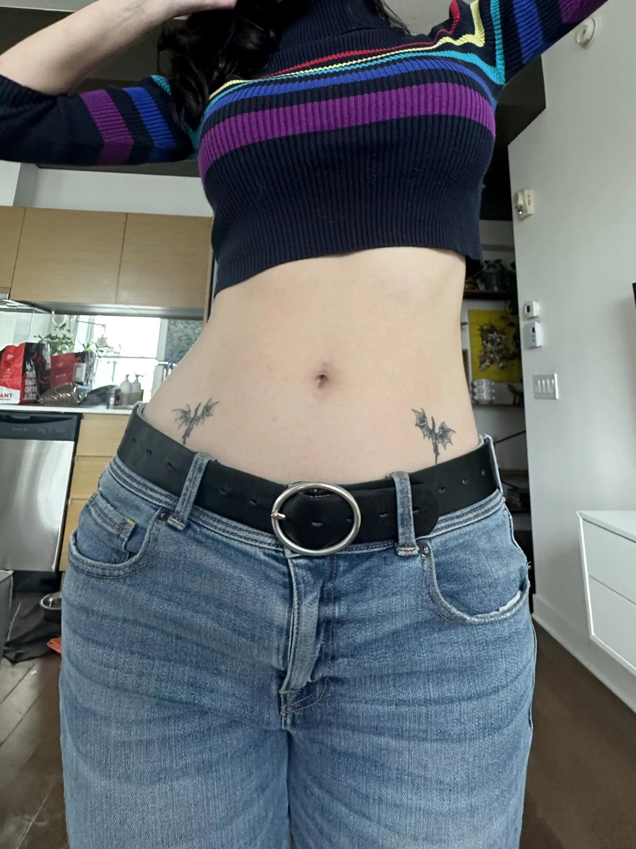 zoomed out tummy