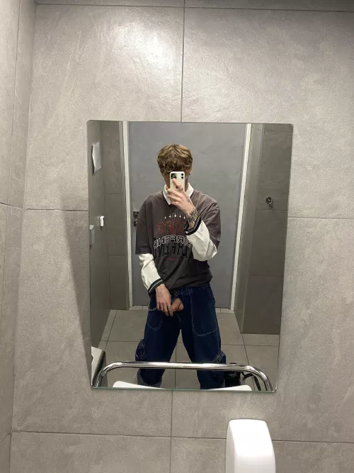 [18] Do you like public fun? 😈