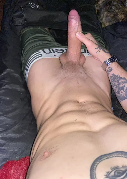 (19) Hope you can handle a younger guy 😈