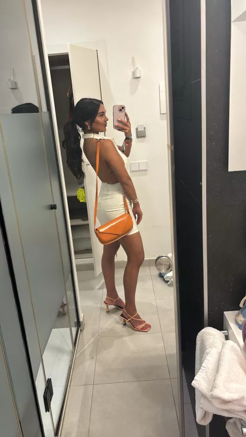 [B4D] first daddy to spoil me gets to see me naked 😈