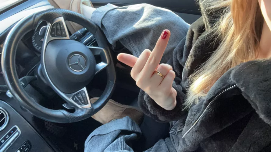 Come add to my wealth. You are the reason a hot brat like me can own a luxury car at 19 💸