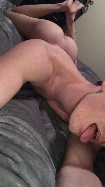 Come fuck this twink