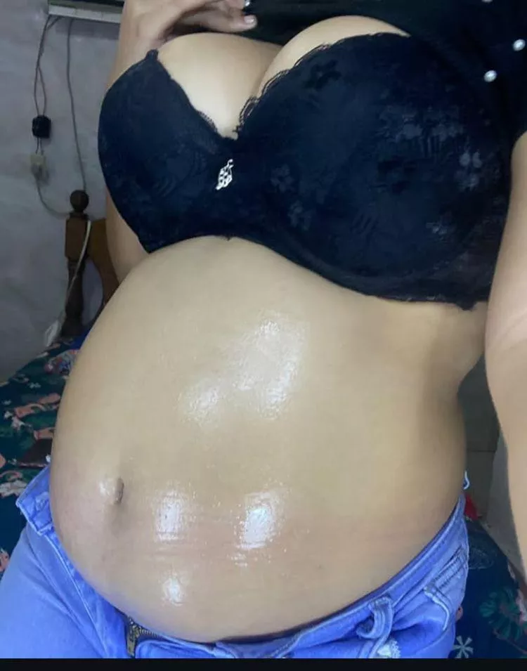 Daddy, I'm very milky and very horny. I'm going to make you happy with my tits. Telegram @Tifany55