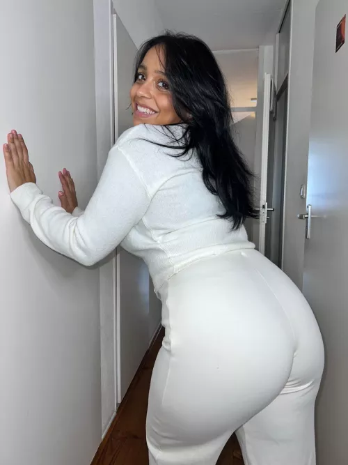 Daddy,I like being kissed all over, too naughty and sexy