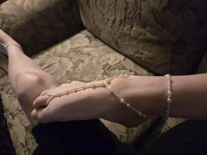 Do you like my new jewelry? (Oc)