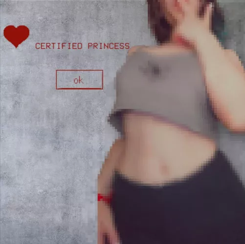 Do you think you could have a queen like me? Don't even dream about it, you're just a pathetic LOSER 🙄