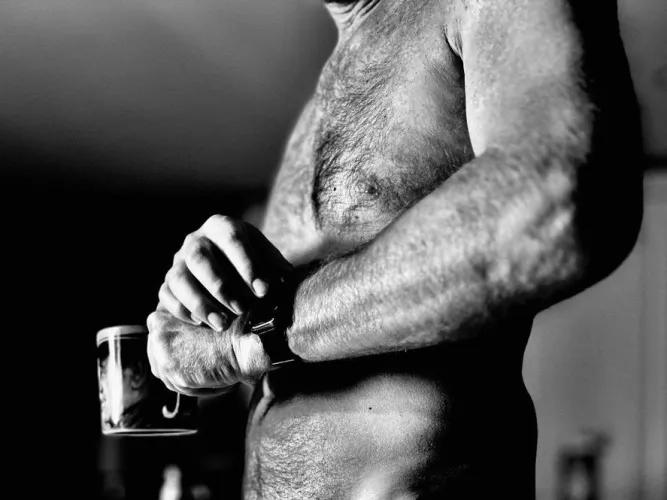 Does anybody really know what time it is?