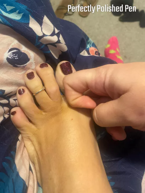 Even my toes are bigger than you…😏🤣