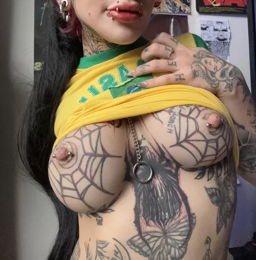 i need more black on my nipple 