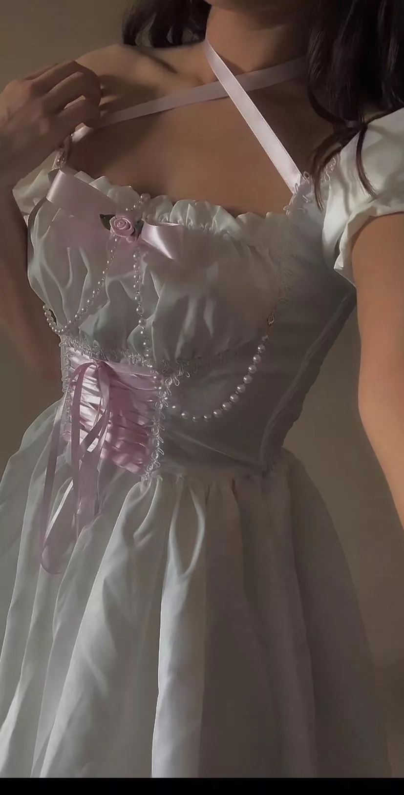 i really feel like a princess in this dress eekk🎀👑