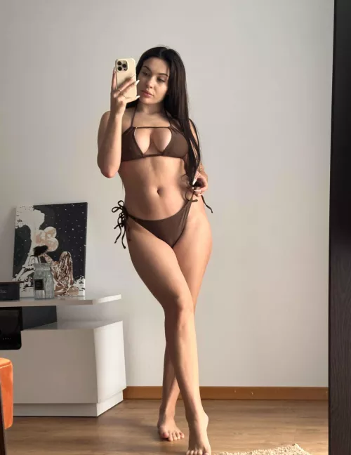 I'll look my best by the pool